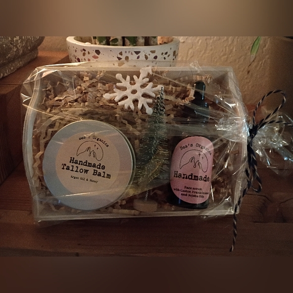 Beasorganics Gift Set Organic Skincare Moisturizer And Face Oil Christmas Gifts - Picture 2 of 3